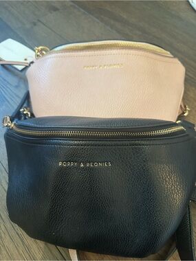 Poppy & Peonies sidekick bag

Black one and Blush